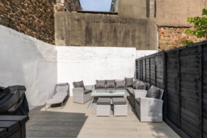 Charming Two Bedroom Cottage With Sun Trap Garden