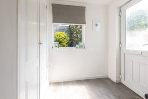 Charming Two Bedroom Cottage With Sun Trap Garden