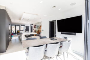 Contemporary Smart Home Moments from Green Island Beach
