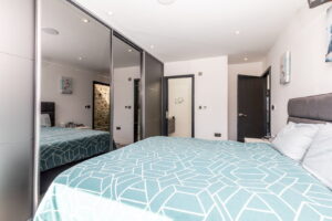 Contemporary Smart Home Moments from Green Island Beach