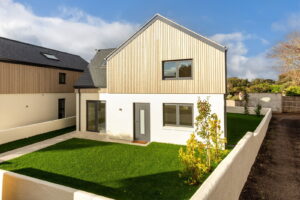 Fully Completed and ready to move in to&nbsp; - &nbsp;Four Bedroom New-Build Detached House