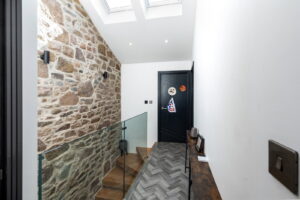 Contemporary Smart Home Moments from Green Island Beach