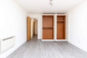 One-Bedroom Apartment with Terrace & Underground Parking