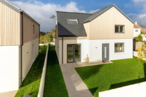 Fully Completed and ready to move in to&nbsp; - &nbsp;Four Bedroom New-Build Detached House