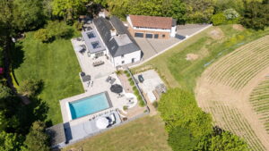 Modern Large Countryside Residence
