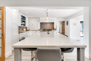Modern Large Countryside Residence