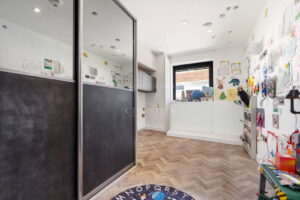Contemporary Smart Home Moments from Green Island Beach