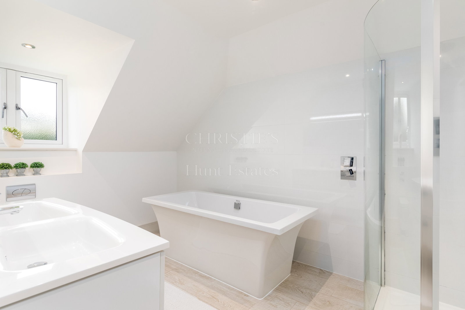 3 Bedroom Single Family Home/House's Image 15
