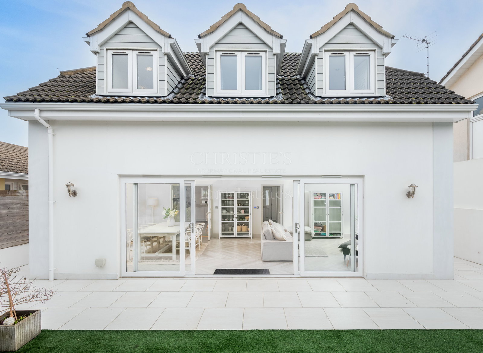 3 Bedroom Single Family Home/House's Image 27