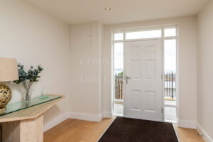 Four Bedroom Townhouse With Sea Views