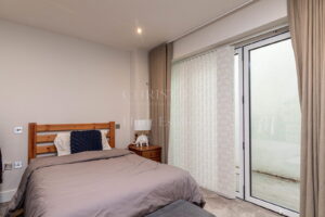 Four Bedroom Townhouse With Sea Views