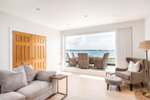 Four Bedroom Townhouse With Sea Views