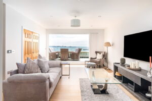 Four Bedroom Townhouse With Sea Views