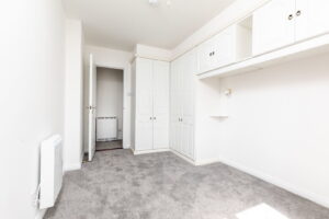 Bright Spacious Two Bedroom Apartment