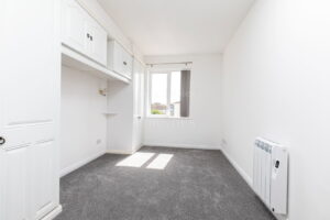 Bright Spacious Two Bedroom Apartment