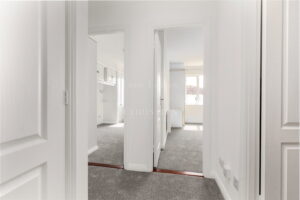Bright Spacious Two Bedroom Apartment