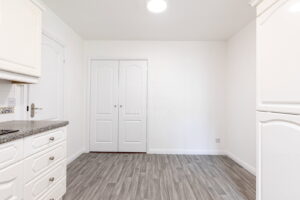 Bright Spacious Two Bedroom Apartment