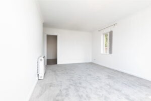 Bright Spacious Two Bedroom Apartment