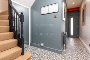Three Bedroom Apartment With Parking