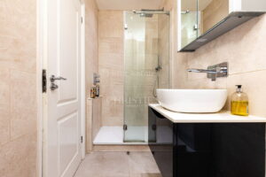 Three Bedroom Apartment With Parking
