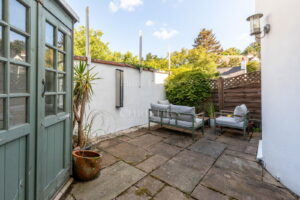 Three Bedroom Apartment With Parking