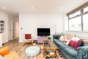 Modern Two-Bedroom Ground Floor Apartment