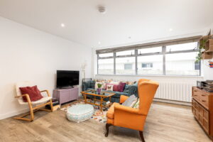 Modern Two-Bedroom Ground Floor Apartment