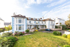 Exceptional Duplex Apartment With Panoramic Views