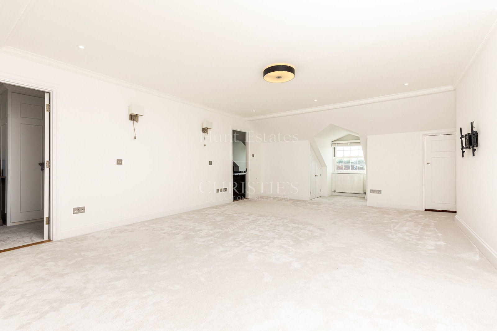 4 Bedroom Apartment/Flat's Image 24