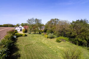 South Facing Four-Bedroom, Two-Bathroom Cottage With Large Gardens