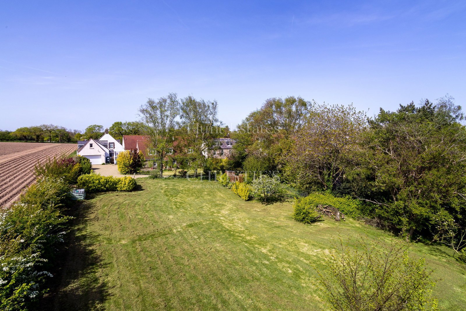 4 Bedroom Single Family Home/House's Image 20