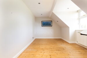 South Facing Four-Bedroom, Two-Bathroom Cottage With Large Gardens