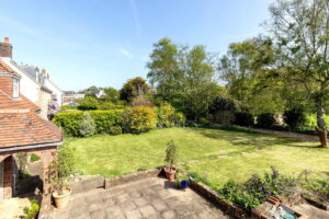 South Facing Four-Bedroom, Two-Bathroom Cottage With Large Gardens