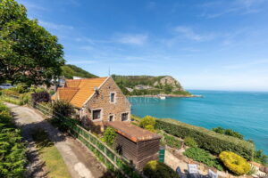 Coastal Detached Home with Exceptional Panoramic Views
