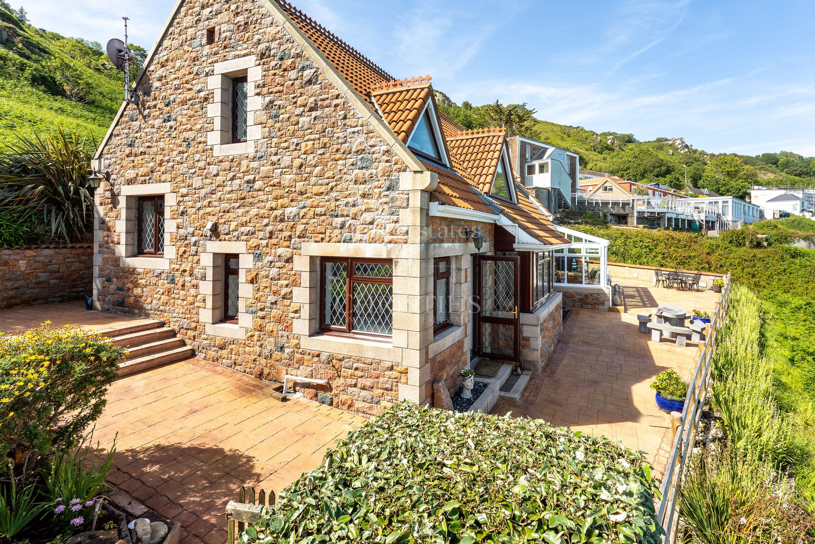 4 Bedroom Single Family Home/House's Image 22