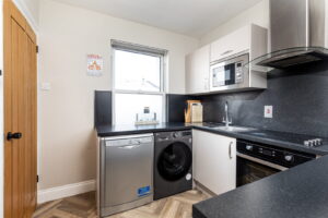One Bedroom Cottage with Private Outside Space