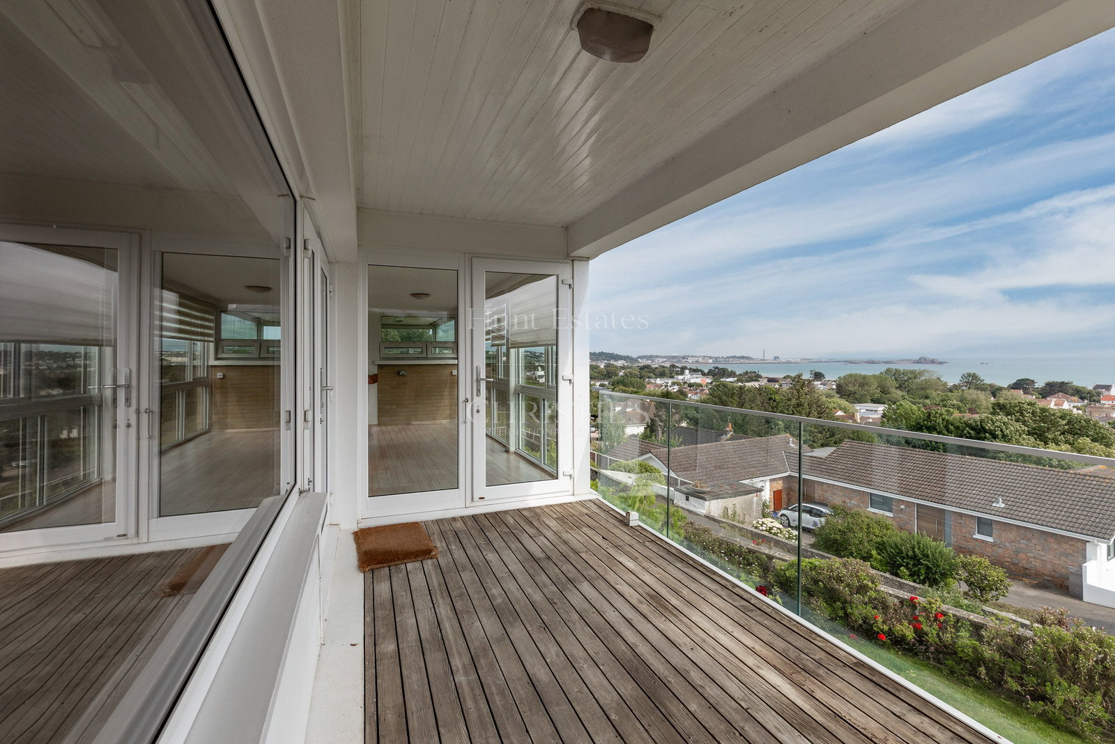 6 Bedroom Single Family Home/House's Image 30