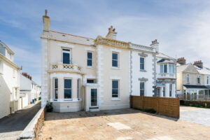 Victorian home ideally positioned directly opposite the beach