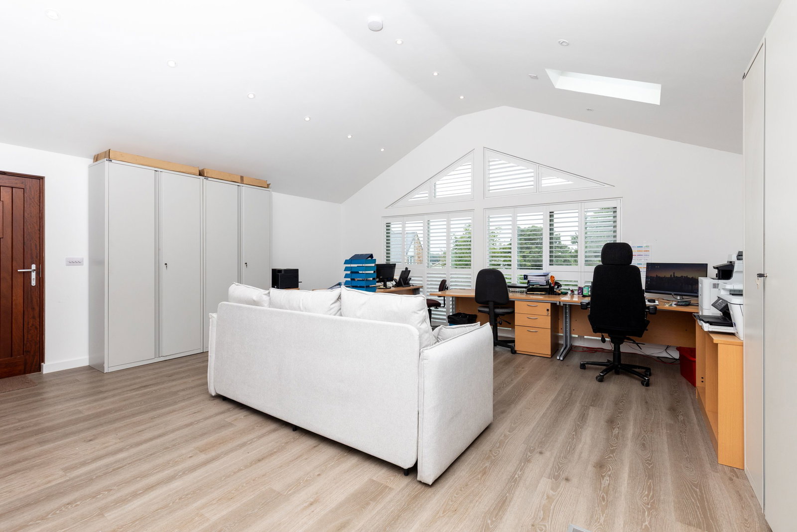 5 Bedroom Single Family Home/House's Image 17