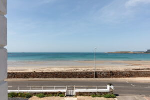 Victorian home ideally positioned directly opposite the beach