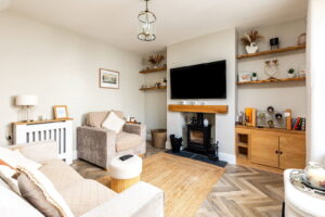 One Bedroom Cottage with Private Outside Space