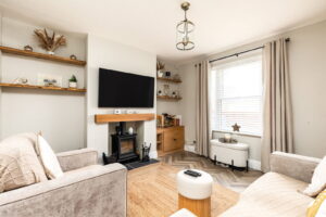 One Bedroom Cottage with Private Outside Space