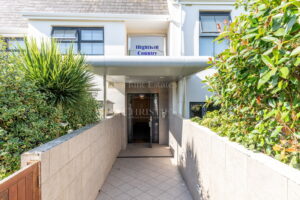 One Bedroom Apartment With Parking