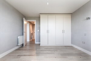 One Bedroom Apartment With Parking