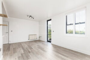 One Bedroom Apartment With Parking