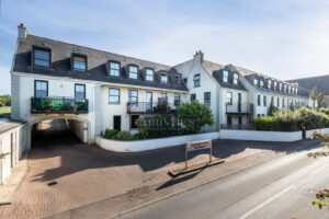 One Bedroom Apartment With Parking