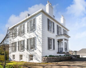 Stunning Regency Property