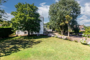 Stunning Regency Property
