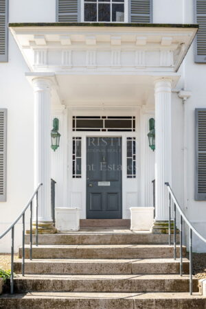 Stunning Regency Property