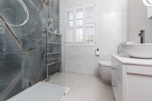 impressive Georgian Detached Home With Annexe